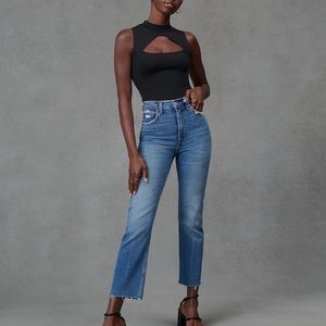 Abercrombie Ankle Straight Ultra High Rise Jean